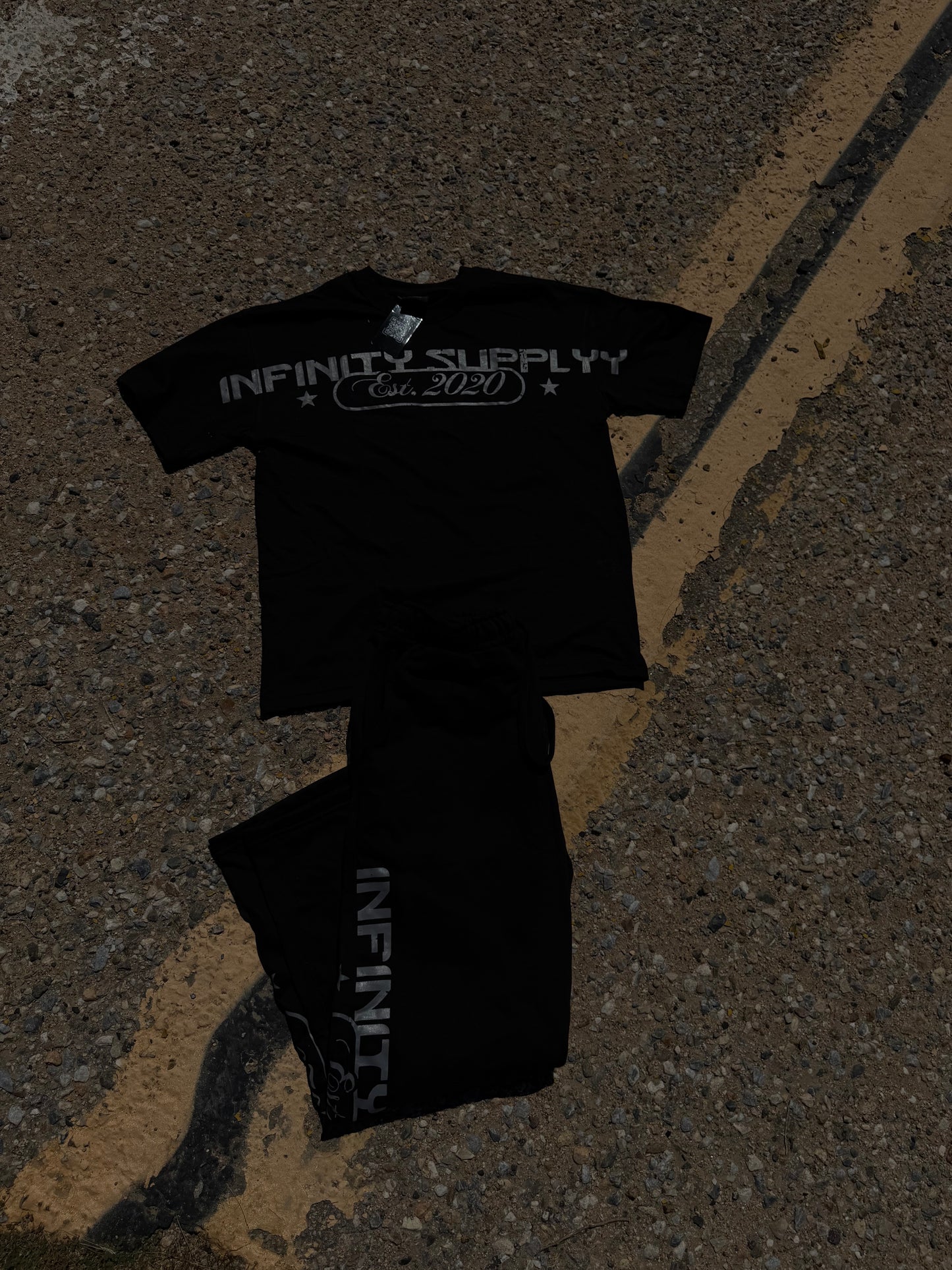 26’ Infinity Dept. Sweats