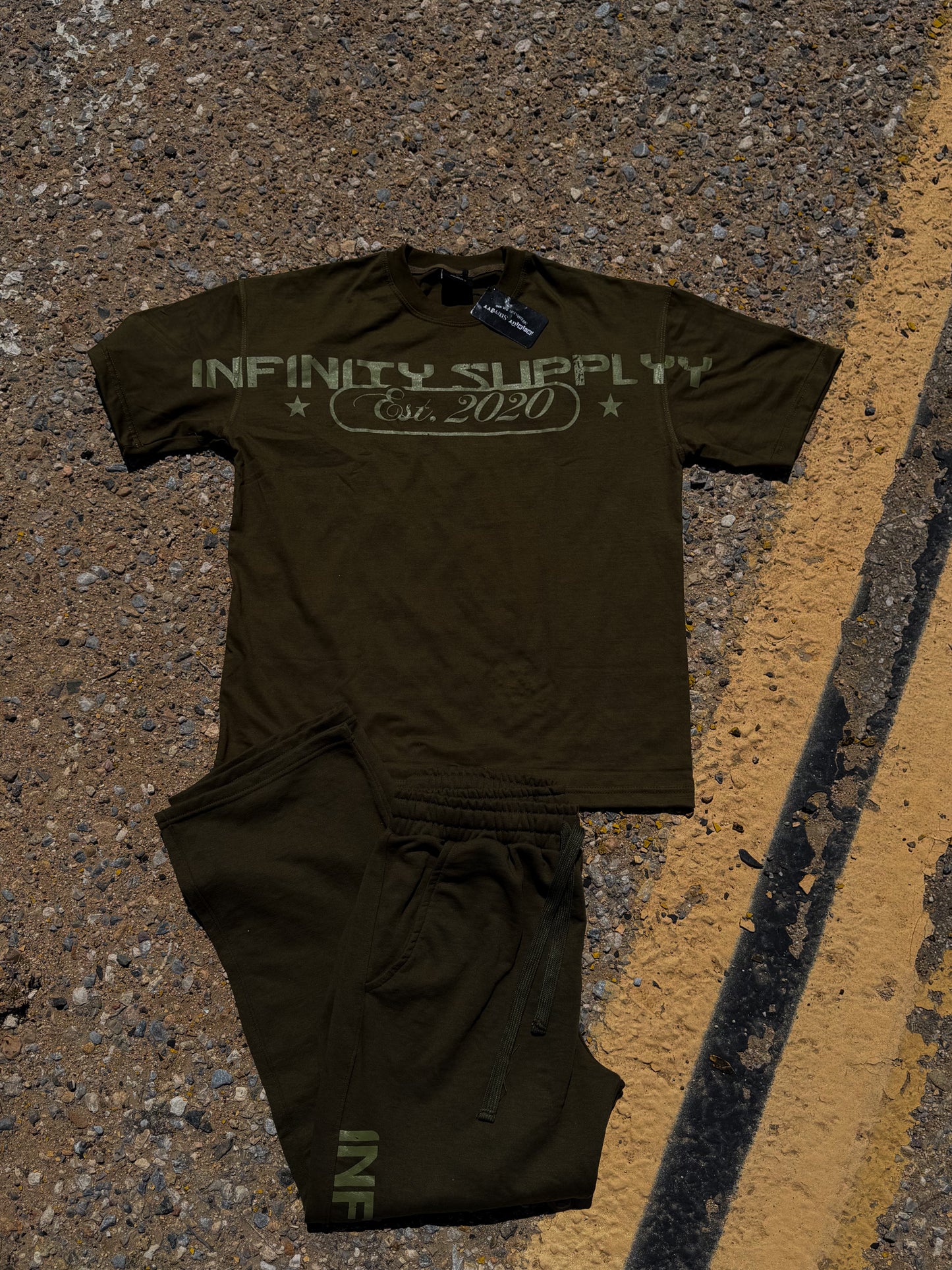 26’ Infinity Dept. Sweats